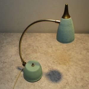 Mid-Century Modern Eagle Hi-Lite Mint Green Lamp